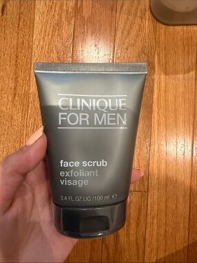 Clinique For Men Face Scrub 100ml NWT NEVER USED